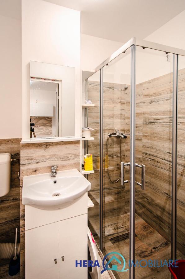 Apartament Cu O Camera Arad Kültér fotó